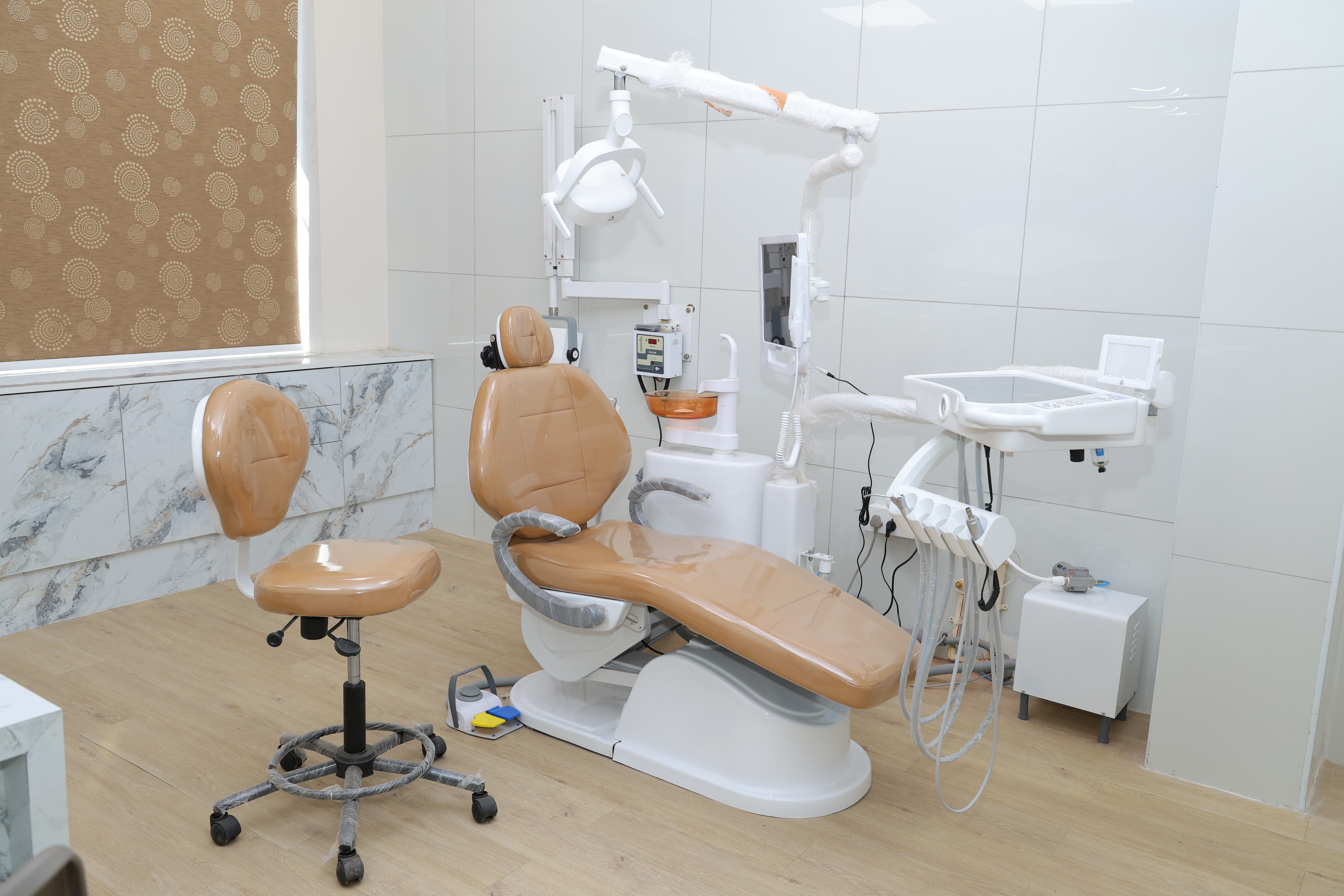Dentures in Kelambakkam & Padur for replacing missing teeth
